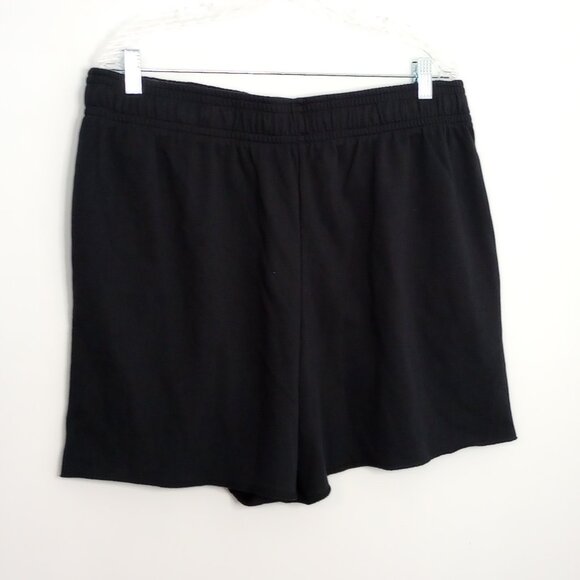 Under Armour Men's Black Rival Terry Loose Fit Drawstring 6-Inch Shorts - Picture 5 of 8